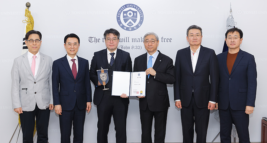  창암장학재단 관계자 접견 (NEO_86723월 25일 창암특훈교수 접견 copy.jpg) 관련사진2