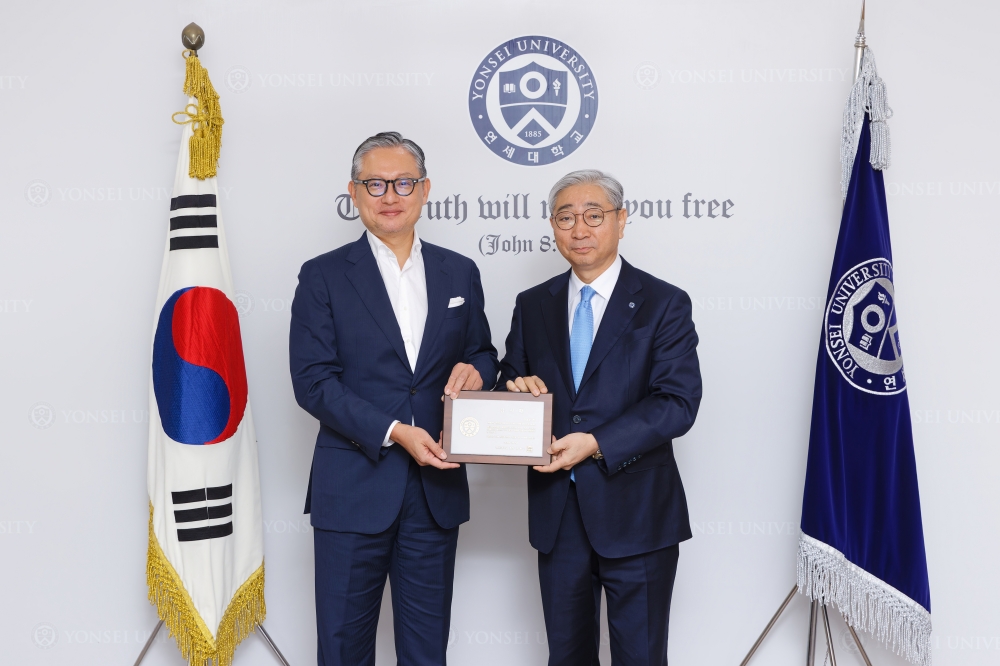 연경장학회 장학금 전달식(_EO_29591월 5일 발전기금 전달식.jpg) 관련사진1