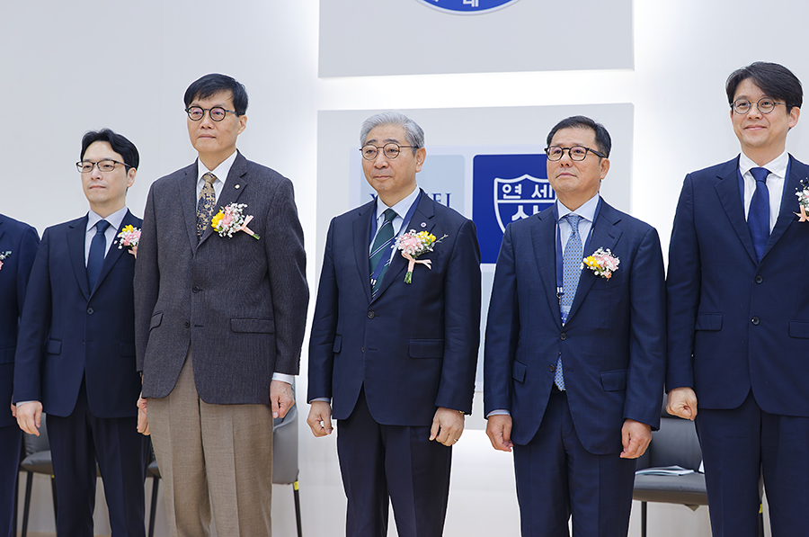인구와 인재 연구원 개원 컨퍼런스(NEO_8387 3월 21일 한국은행 인구와 인재연구원 협약 copy.jpg)